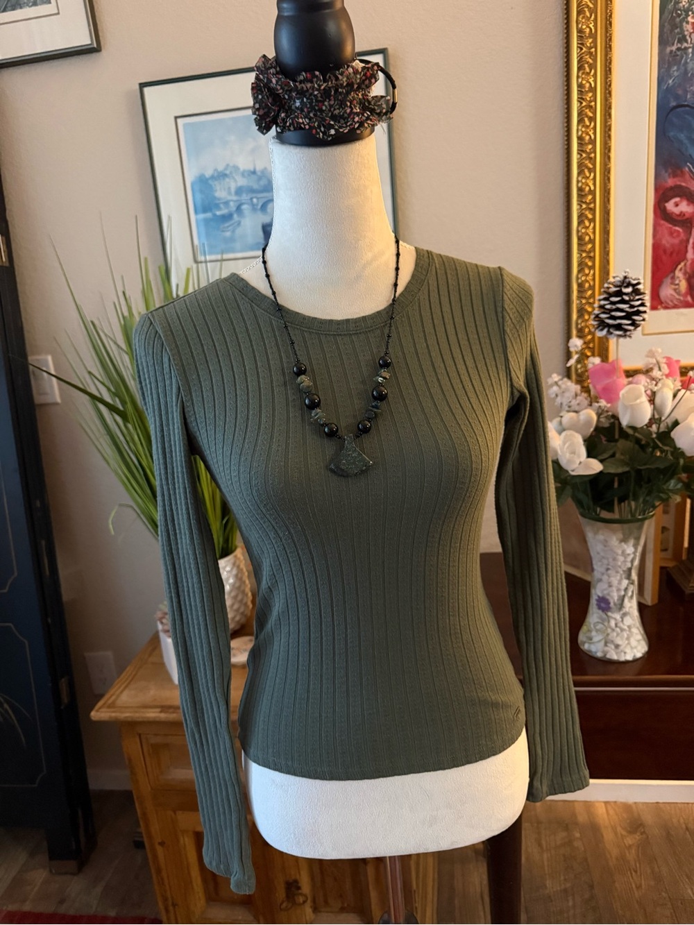 Hollister Olive Green Ribbed Long-Sleeve Crewneck Top